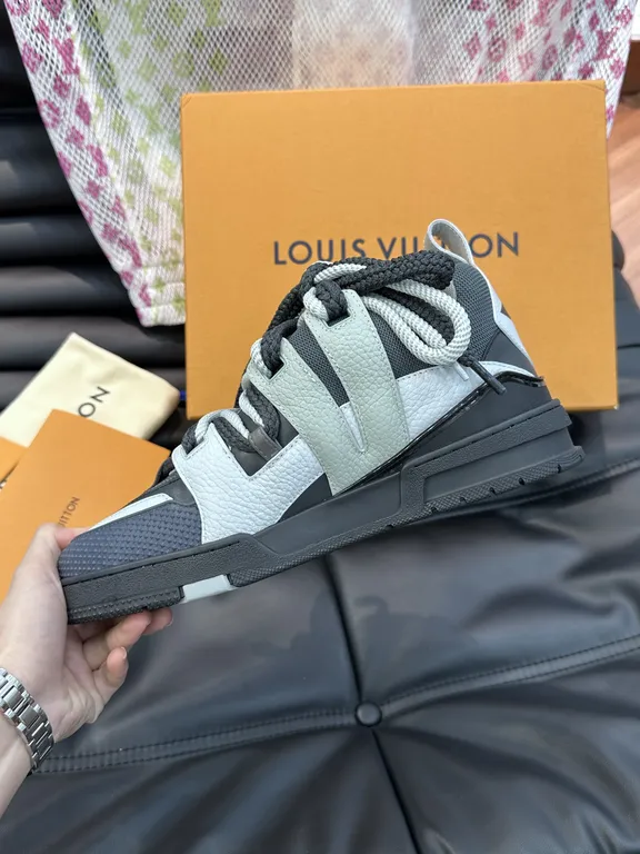 Louis Vuitton Shoe 